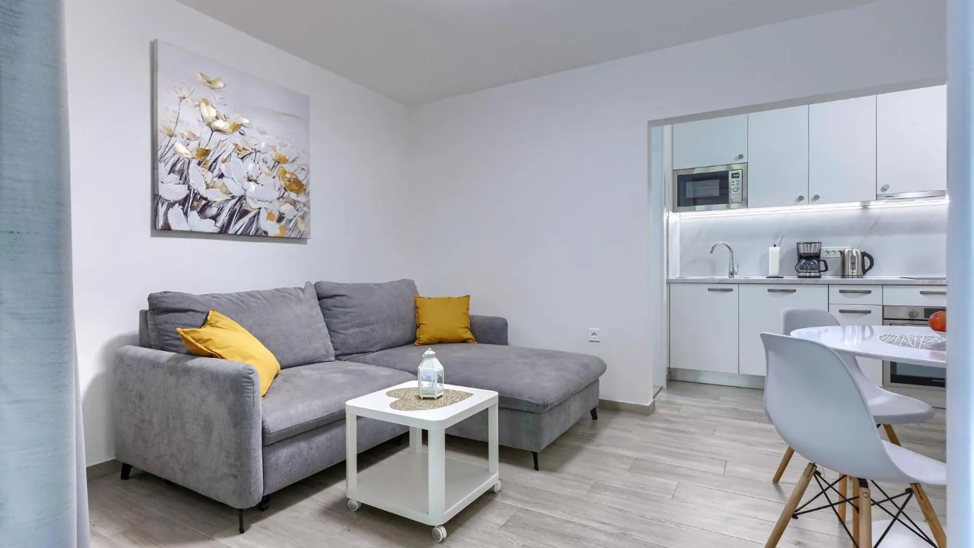 Apartment Nikola By Interhome Poreč